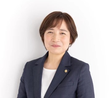 副代表 社会保険労務士 吉良山美由紀